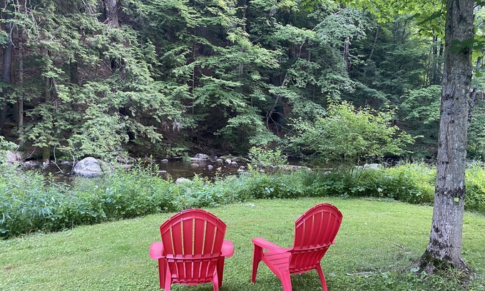 Lake Luzerne-Hadley Casa | Beautifully updated, Cozy 3 bedroom 3 bathroom house. WATER VIEWS!!