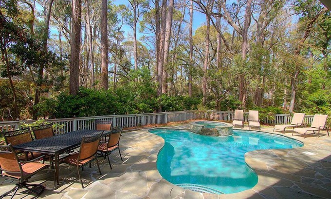 Heritage Woods Casa | Beautifully Decorated Beach Home in Sea Pines w/ Private Pool/Spa, Walk to Beach