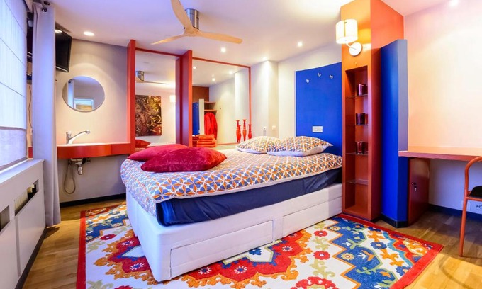 Gullegem Cama Y Desayuno | BeautyD RED ROOM centrum Gullegem