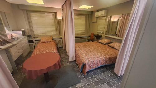 Gullegem Cama Y Desayuno | BeautyD Triple Room with double bed and 1 folding bed