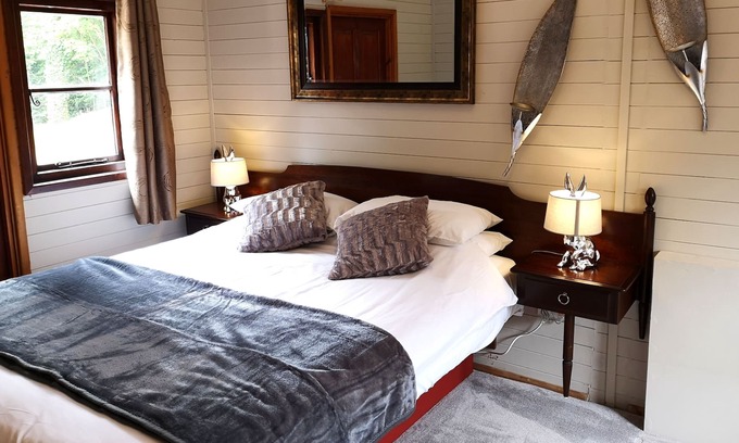 Warminster Chalet De Esquí | Castor 1 Cazadores Moon-warminster-Wiltshire