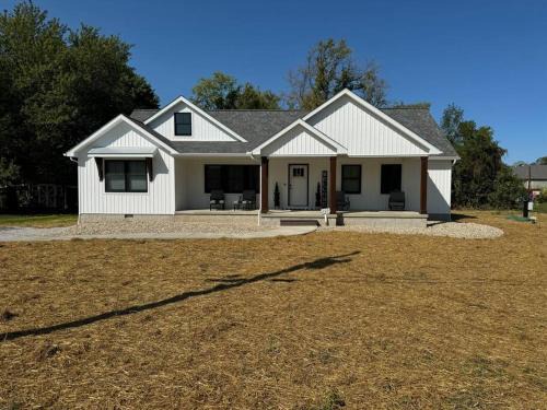 Kelleys Island Casa | Beck Lake House