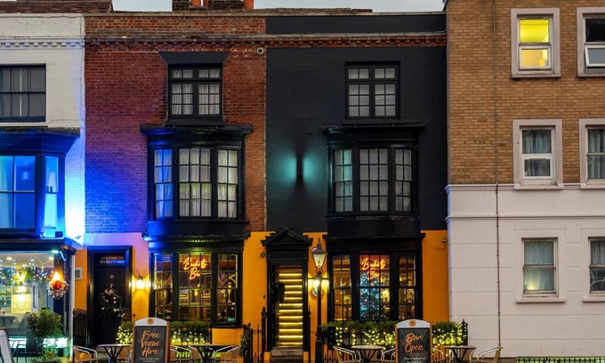 Portsmouth Cama Y Desayuno | Becketts Southsea