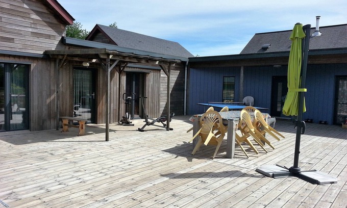 La Jaille-Yvon Casa | Bed and Breakfast en Vivienda "pasiva"