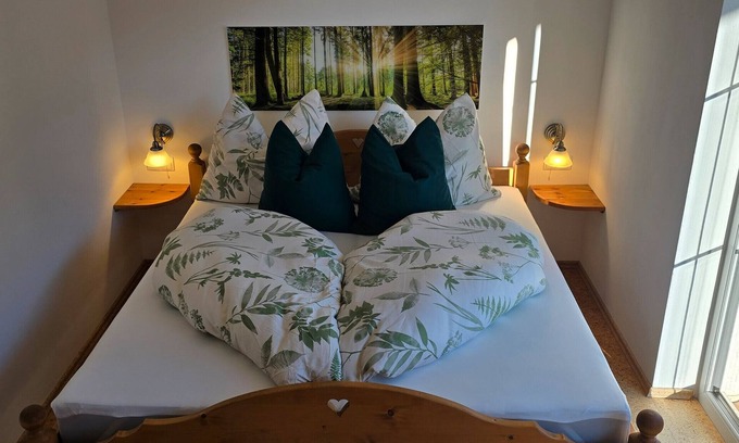 Wenns Cama Y Desayuno | Alojamiento y desayuno 'Alpenblick' con vistas a la montaña, terraza compartida y Wi-Fi