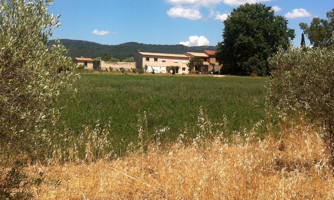 Puget-Ville Hotel | CAMA Y DESAYUNO PARA DOS PERSONAS EN ÁREA DEL OCÉANO DE 8 HECTÁREAS CERCA DE LA COSTA