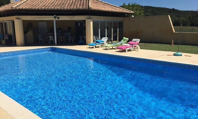 Saint-Montan Casa | Bed and breakfast for 2 - 4 people in a large property with children's play area