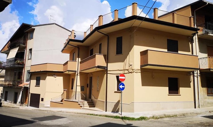 Cinquefrondi Cama Y Desayuno | Bed and Breakfast Il Sole -Cinquefrondi