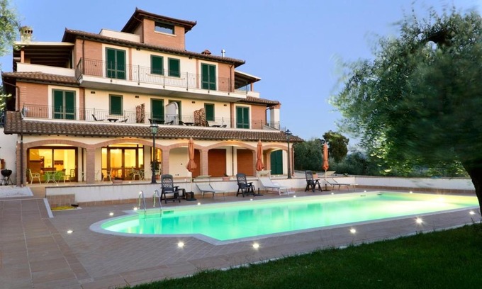 San Gemini Cama Y Desayuno | Bed and Breakfast Ocarè