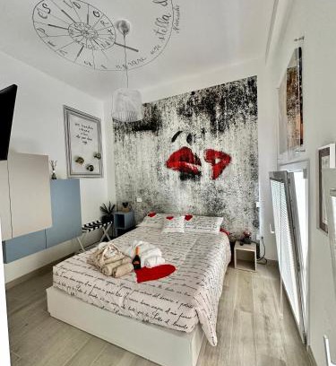 San Benedetto del Tronto Apartamento | Bed Art Relaxing Suite - Appartamento con Sauna Love Suite Gallery