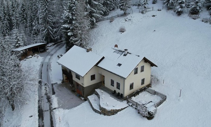 Althofen Cama Y Desayuno | Bed and breakfast Weilharter - double room, separate toilet and bath/shower,