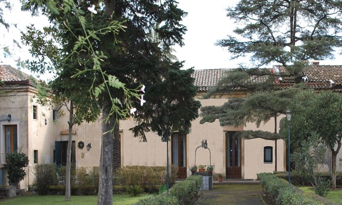 Trecastagni Cama Y Desayuno | Bed & Breakfast at the foot of Etna