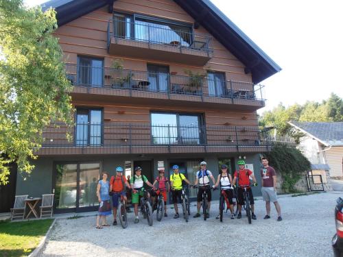 Krize Cama Y Desayuno | Bed & Breakfast Base Camp