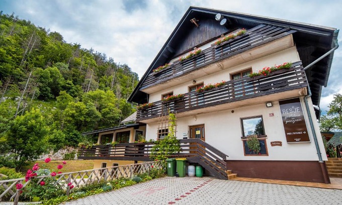 Bohinj Casa | Bed & Breakfast Hisa Resje