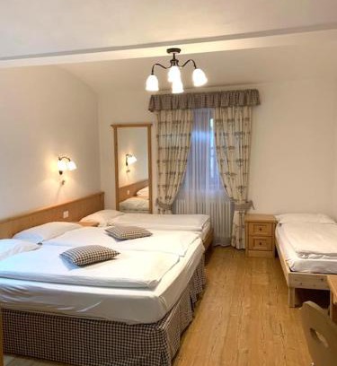Almazzago Casa | Bed & Breakfast SISSI