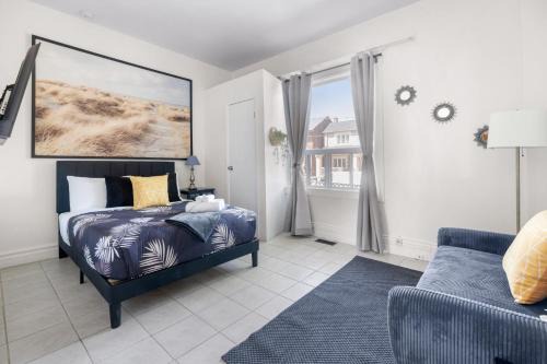 Earlscourt Apartamento | Bedroom in Corso Italia Neighborhood