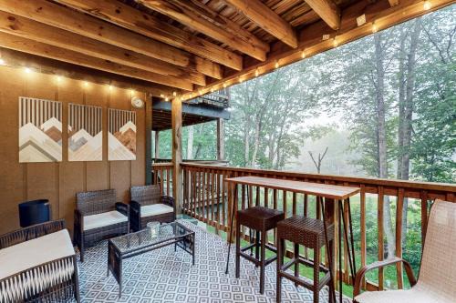 Sugar Mountain Apartamento | Bee Branch 13