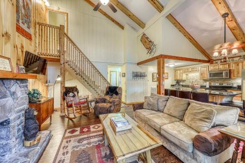 Sugar Mountain Apartamento | Bee Branch 24