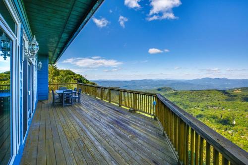 Beech Mountain Casa | Beech Mtn Views, Next to Ski Resort Home with Decks