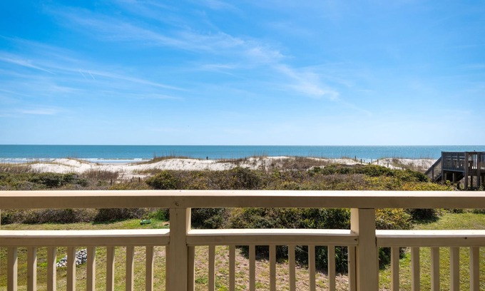 Caswell Beach Condominio | Beechouse: 2 habitaciones / 2 baños frente al mar con piscina comunitaria