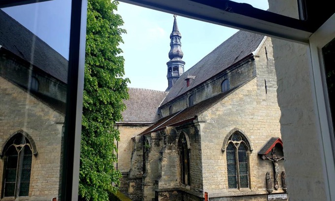 Tongeren Casa | Begijnhof kamer Kerkzicht