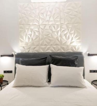 Piraeus Apartamento | Begonia Suite - 5 min drive to Piraeus Port
