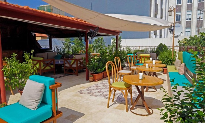 Gemmayzeh Casa | Beit Toureef