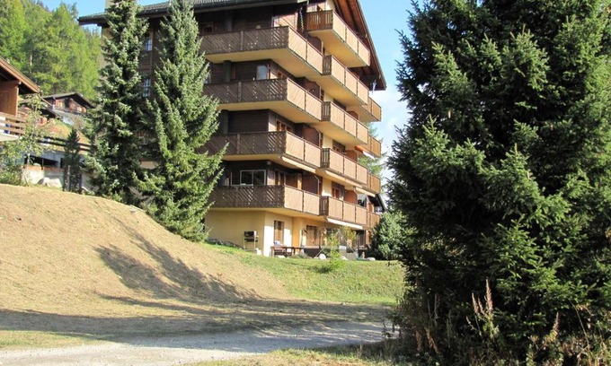 Busserach Apartamento | bel-air 21 u.23