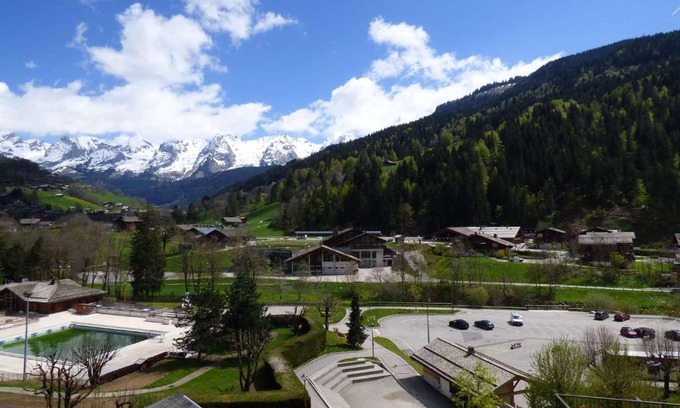 Le Grand-Bornand Apartamento | Bel Appart 2P+Mezz, 40m², Centre Grand-Bornand, 6 Pers, Balcon Sud, 600m Télécabines, Garage - FR-1-458-180