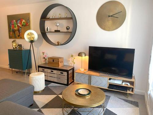 Tregastel Apartamento | Bel appartement avec WIFI à 200m plage, au centre de TREGASTEL - Réf 702