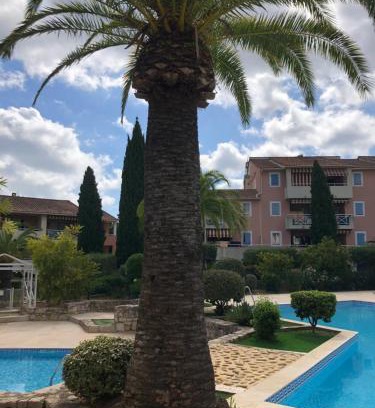 La Croix-Valmer Apartamento | Bel Appartement
