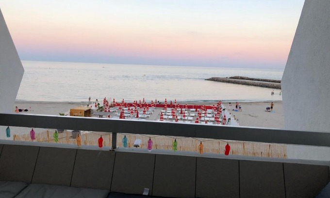 Palavas-les-Flots Apartamento | Bel appartement F1 cabine 30m² face mer parking