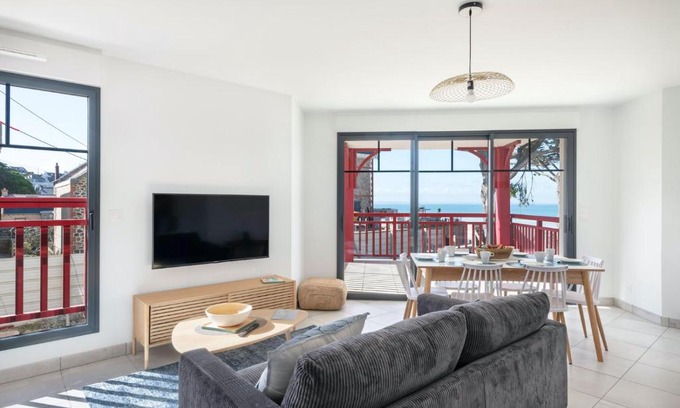 Pleneuf-Val-Andre Apartamento | Bel appartement vue mer pour 8
