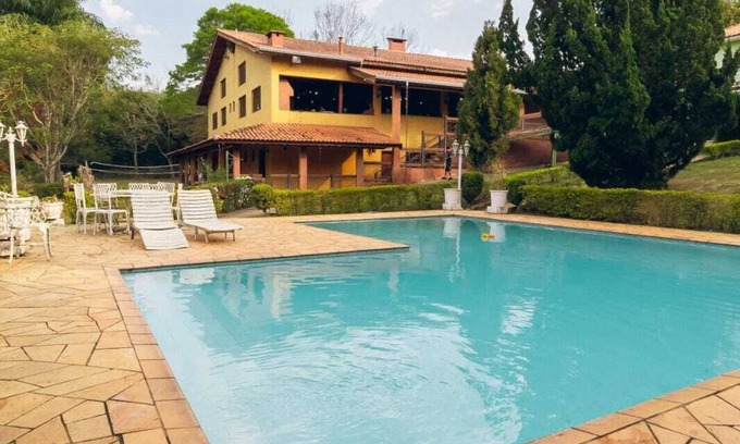 Ribeirao dos Porcos Casa | Belíssima Chácara em Atibaia de Fácil Acesso a Fernão Dias
