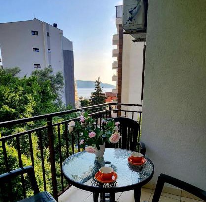 Rafajlovici Casa | Bela kuća studio apartments-Na korak do mora-A step to the sea