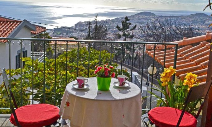 Santa Maria Maior Apartamento | Bela Vista