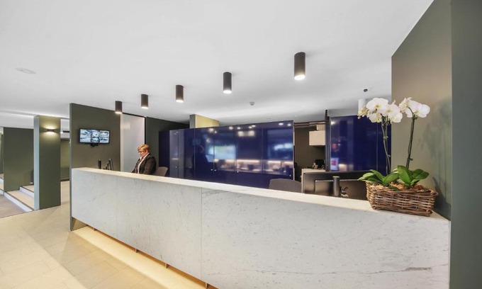 Hawker Hotel | Belconnen Way Hotel & Serviced Apartments