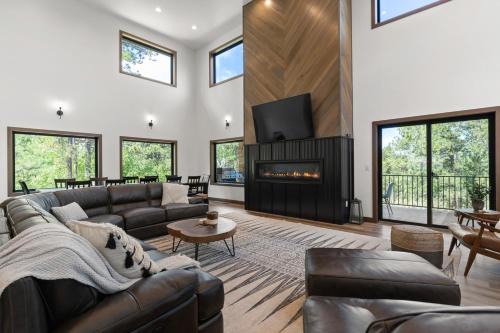Deadwood Casa | Belissima Lala