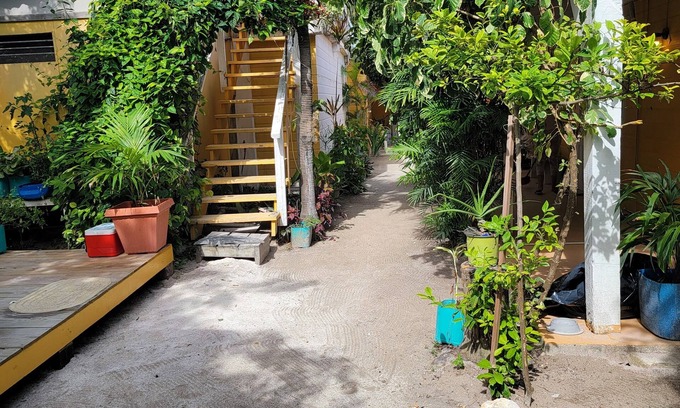 Cayo Corker Hotel | Belize Sea Reef Inn