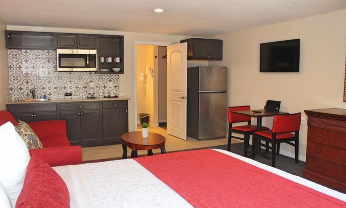 Alamosa Apartamento | Bell & Main Studios 107