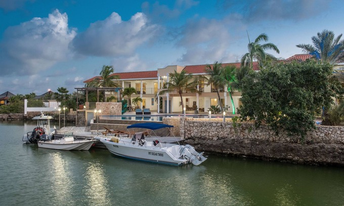 Playa Apartamento | Bella Breeze Resort