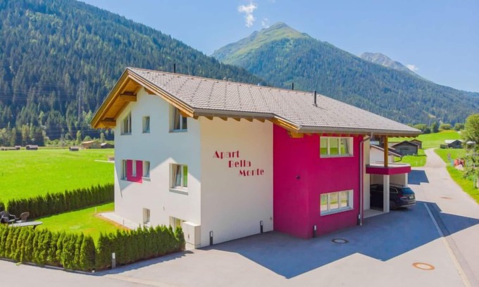 Pettneu am Arlberg Apartamento | Bella Monte by Interhome