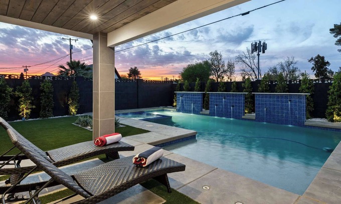 Scottsdale Country Acres Casa | Bella Rosa: Close to Old Town w/Pool & Hot Tub!
