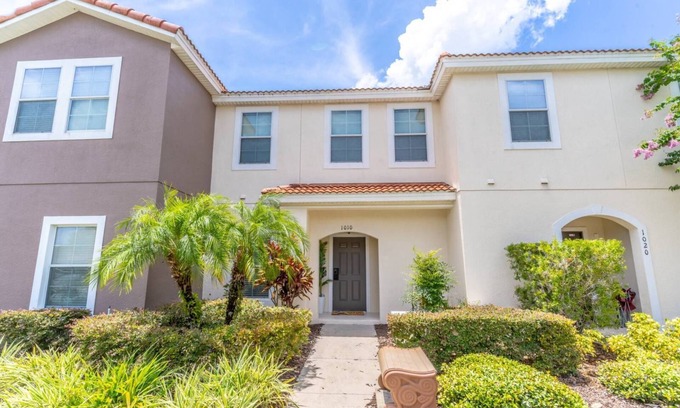 Bellavida Complejo | Bella Vida Resort townhome #1010