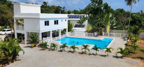 Las Galeras Casa | Bella Villa room for 2 with kitchen pool and close to the beach