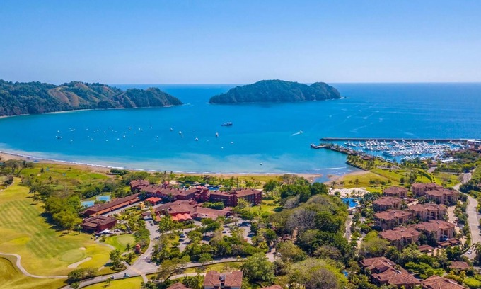 Herradura Condominio | Bella Vista 2B 3 Bedr 3 1 2 Bath Pool View