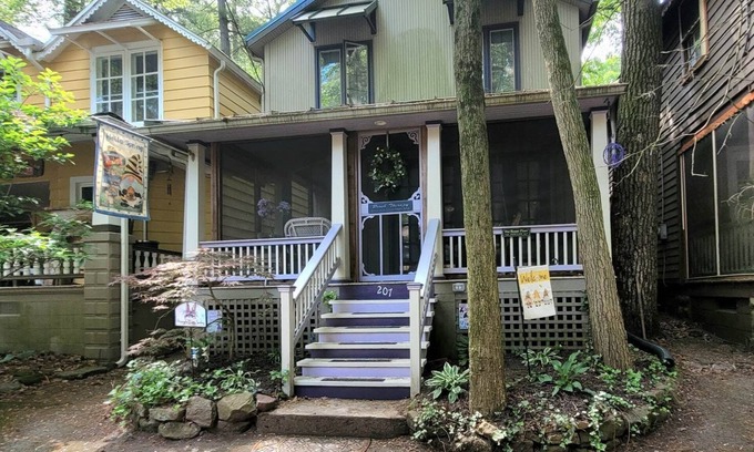 Mount Gretna Heights Cabaña | Bella Vista East