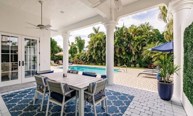Coquina Sands Casa | Bella Vista - Naples, FL