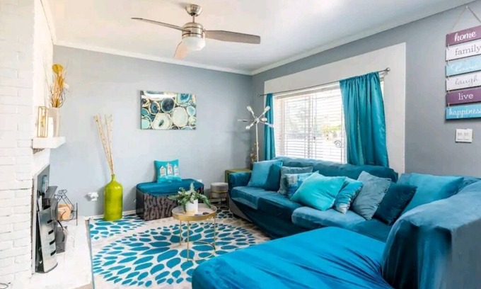 Pittsburg Casa | Bella Vista Villa
