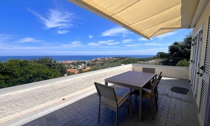 Solenzara Apartamento | BELLA VISTA-WIFI-VISTA PANORAMICA AL MAR